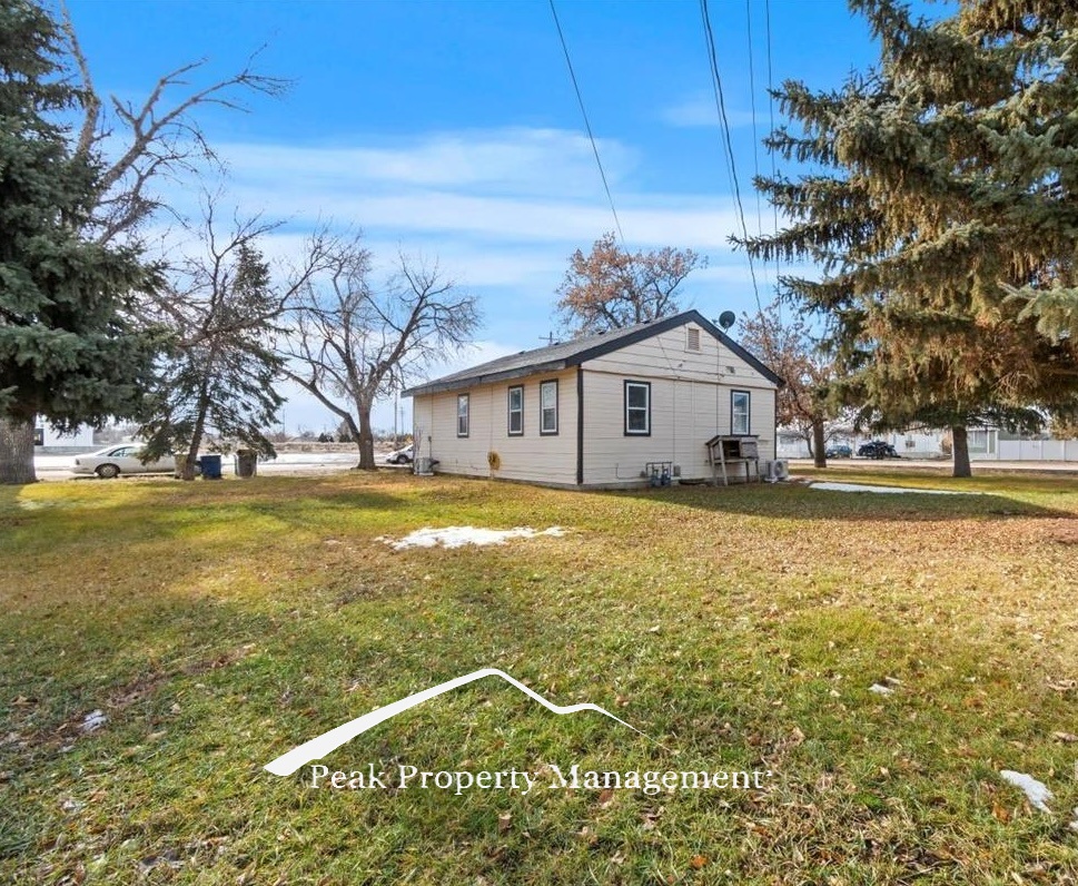 East 10th Street South - 1010