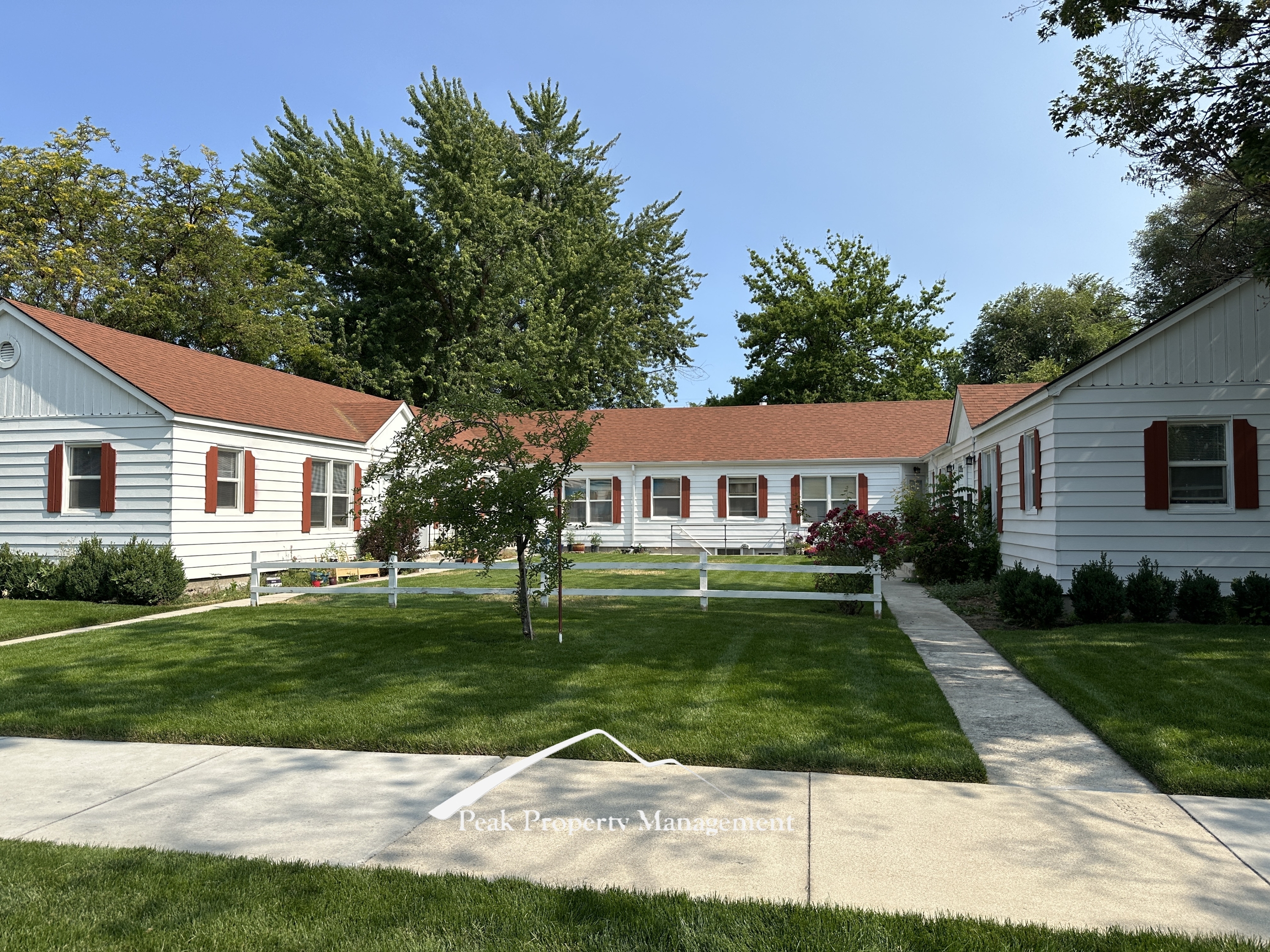 2700 W Lemp St - 4