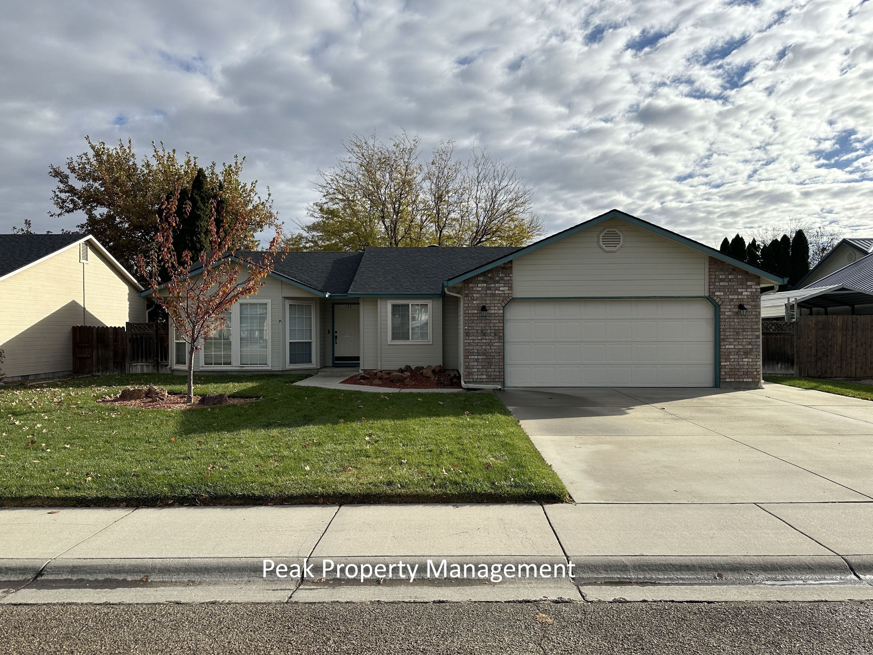 3009 Ray Avenue