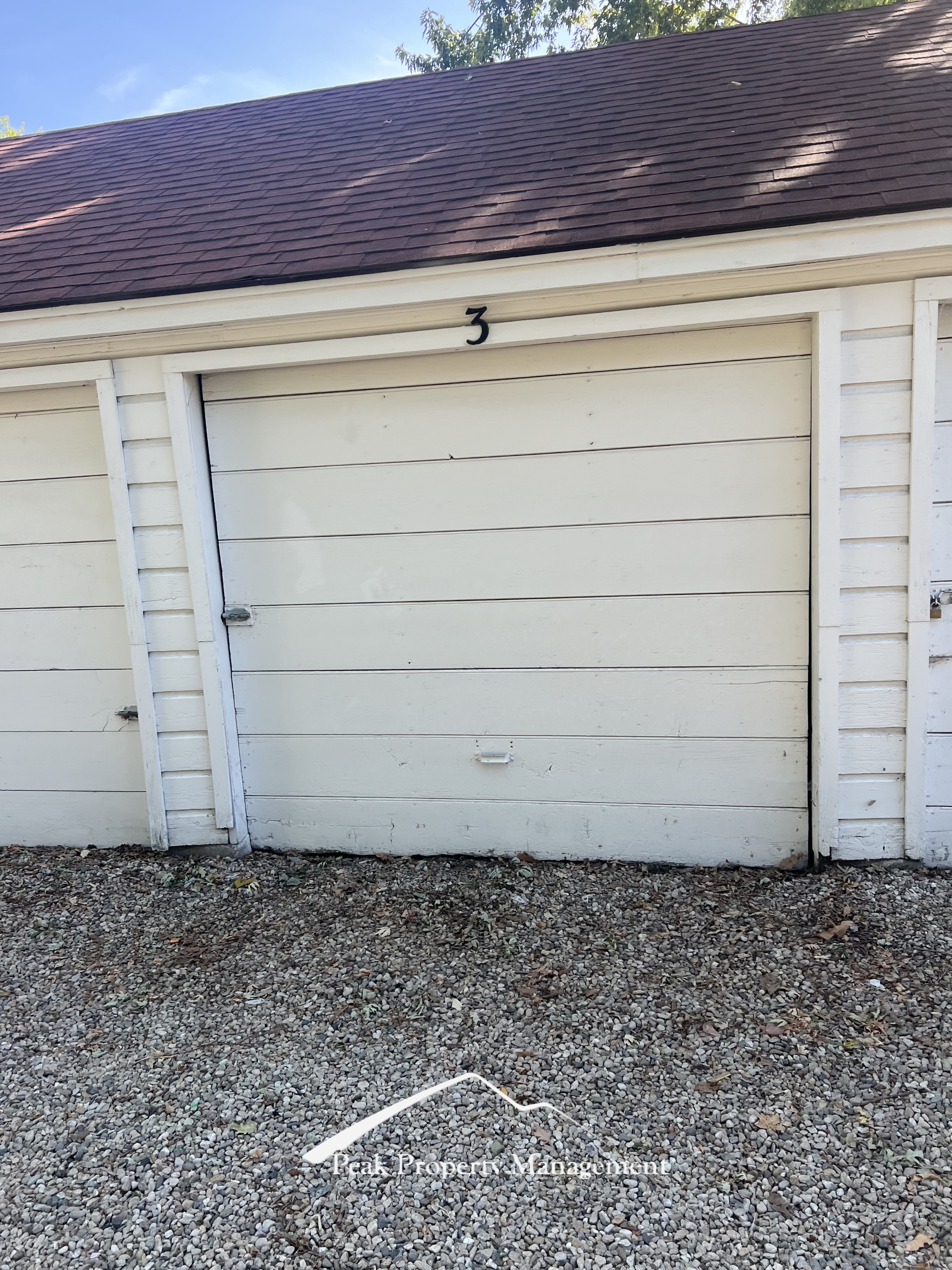 2700 W Lemp St - Garage 3