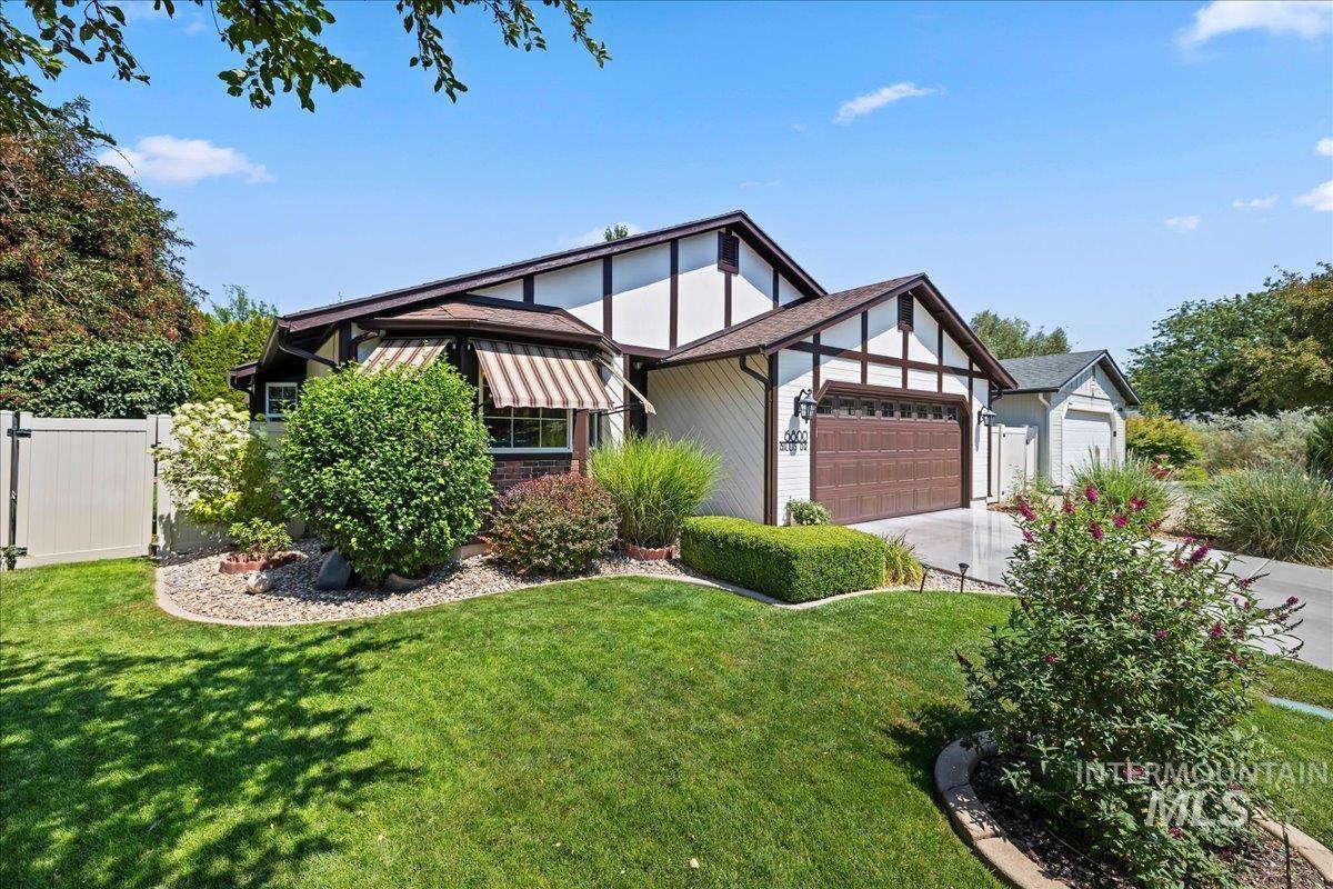 6800 West Gillis Drive